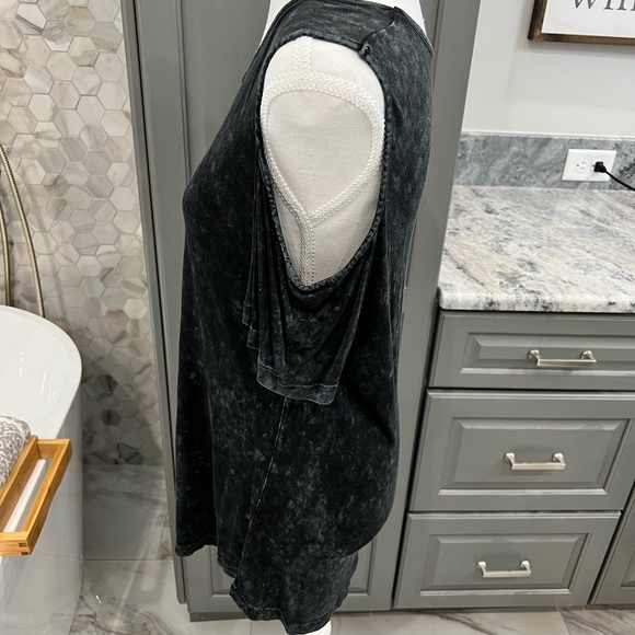 Affliction Cold Shoulder Top - Picture 3 of 5